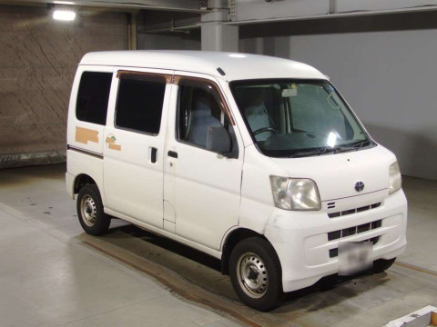 2014 Toyota Pixis Van S331M[2]