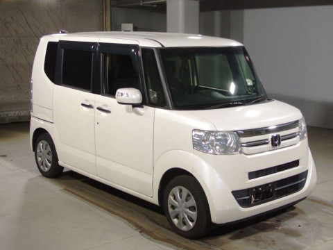 2016 Honda N-BOX JF1[2]