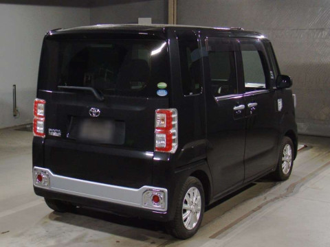 2016 Toyota Pixis Mega LA700A[1]