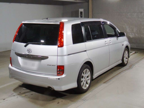 2008 Toyota Isis ANM10W[1]