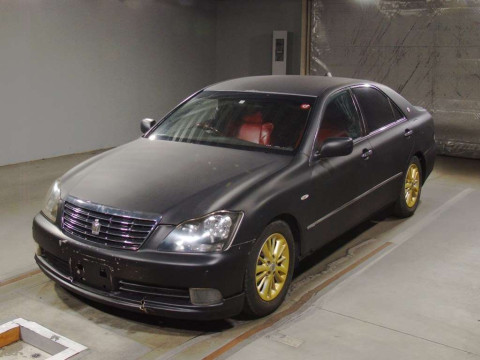 2004 Toyota Crown GRS182[0]