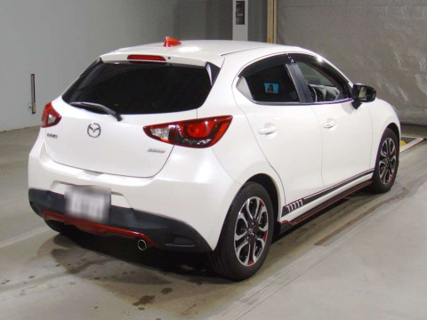 2015 Mazda Demio DJ5FS[1]