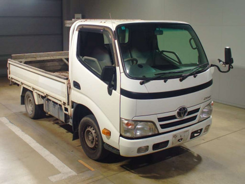 2011 Toyota Dyna Truck TRY220[2]