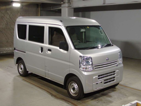 2020 Nissan NV100 Clipper DR17V[2]