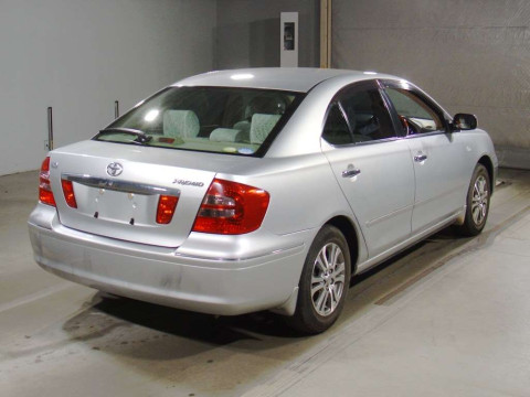 2005 Toyota Premio ZZT240[1]