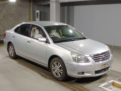 2005 Toyota Premio ZZT240[2]