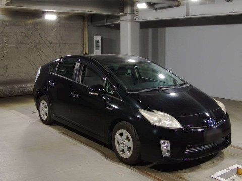 2012 Toyota Prius ZVW30[2]