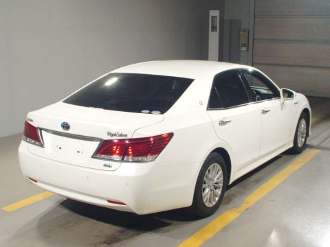 2015 Toyota Crown Hybrid AWS210[1]