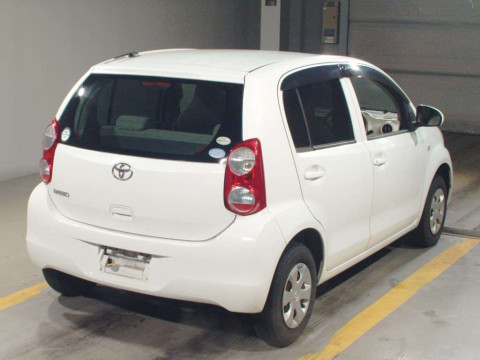 2011 Toyota Passo KGC30[1]