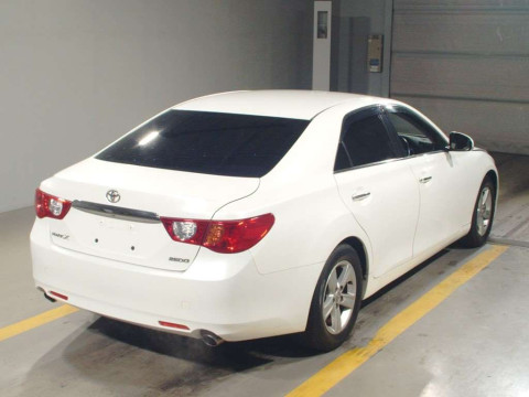 2010 Toyota Mark X GRX130[1]