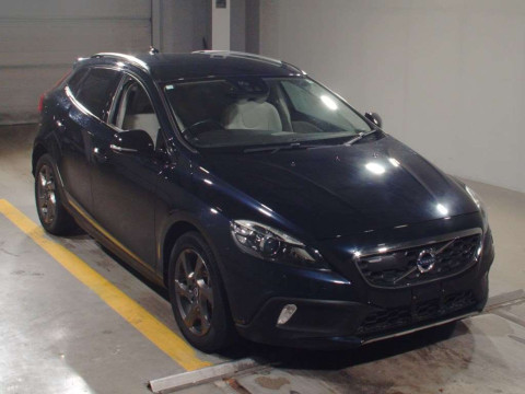 2016 Volvo V40 MD4204T[2]