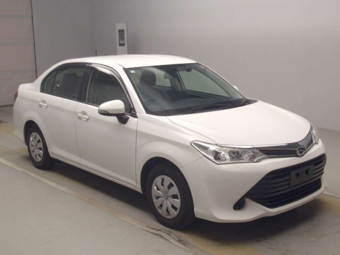 2016 Toyota Corolla Axio NRE160[2]