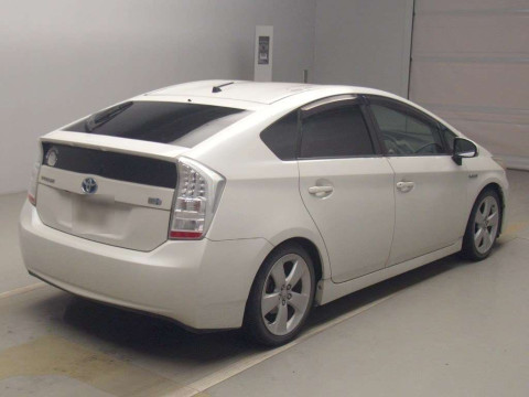 2009 Toyota Prius ZVW30[1]