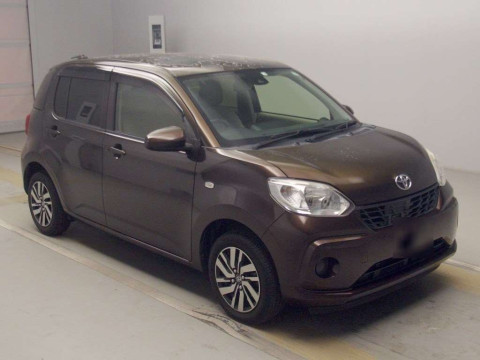 2016 Toyota Passo M700A[2]