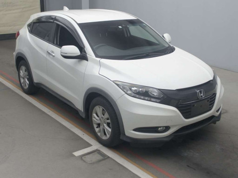 2016 Honda VEZEL RU1[2]