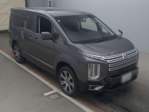 2021 Mitsubishi Delica D5 CV1W[2]