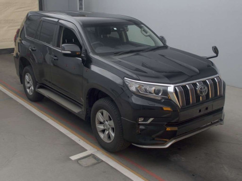 2020 Toyota Land Cruiser Prado TRJ150W[2]