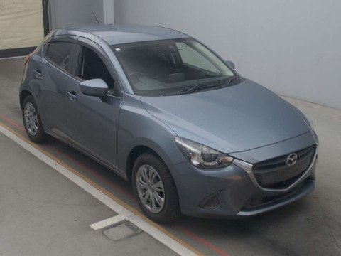 2016 Mazda Demio DJ3FS[2]