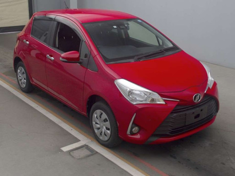 2018 Toyota Vitz NSP135[2]