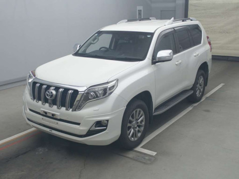 2017 Toyota Land Cruiser Prado GDJ150W[0]