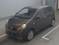 2011 Daihatsu Mira es