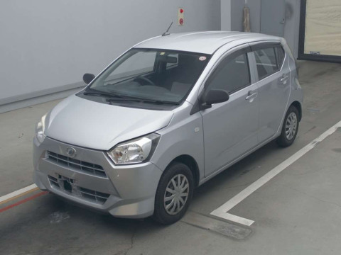 2017 Daihatsu Mira es LA350S[0]