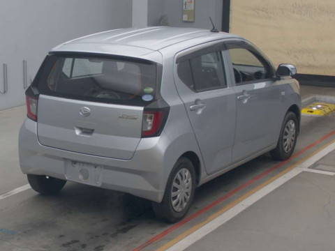 2017 Daihatsu Mira es LA350S[1]