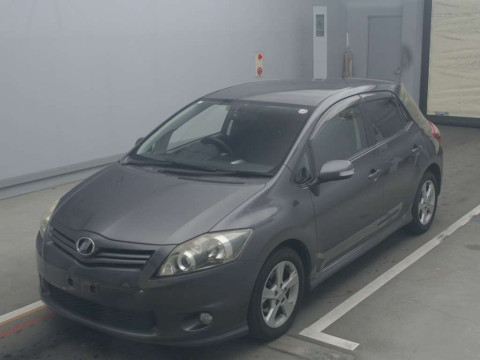 2010 Toyota Auris ZRE152H[0]