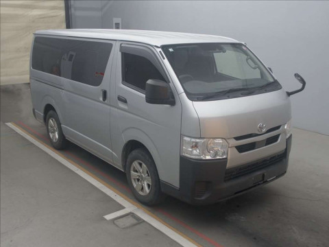 2021 Toyota Hiace Van TRH200V[2]