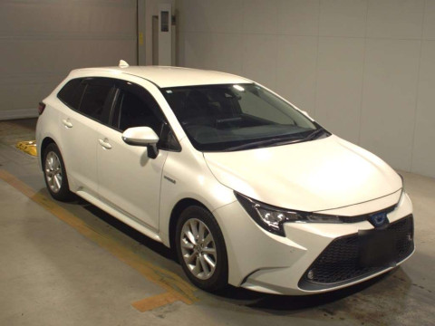 2020 Toyota Corolla Touring Wagon ZWE211W[2]