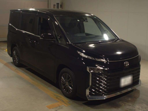 2023 Toyota Voxy MZRA90W[2]