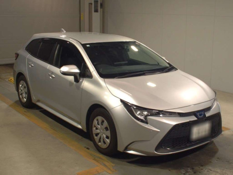 2020 Toyota Corolla Touring Wagon ZWE211W[2]