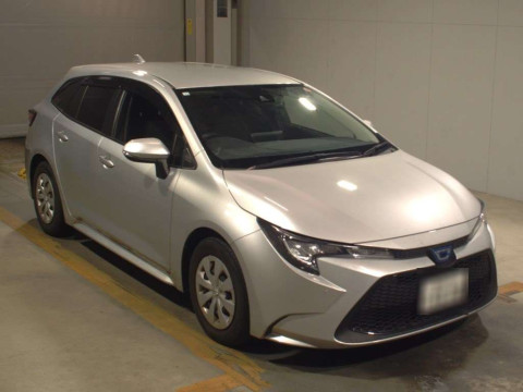 2020 Toyota Corolla Touring Wagon ZWE211W[2]