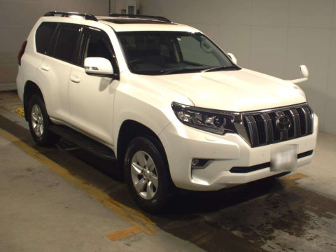 2020 Toyota Land Cruiser Prado GDJ150W[2]