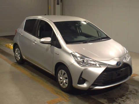 2019 Toyota Vitz NHP130[2]