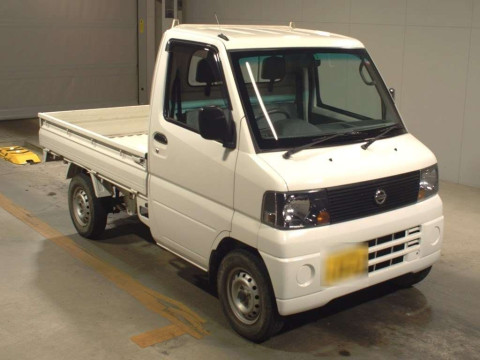 2005 Nissan Clipper Truck U72T[2]