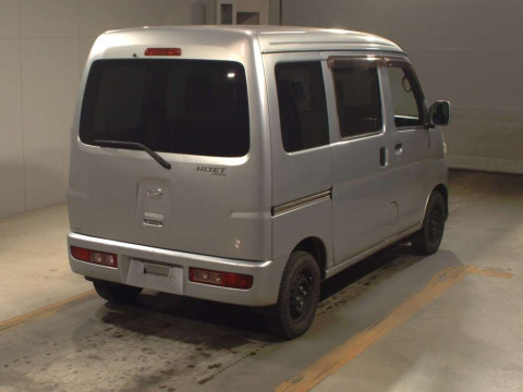 2016 Daihatsu Hijet Cargo S331V[1]