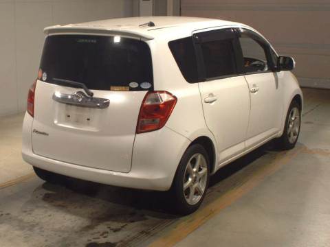 2006 Toyota Ractis NCP100[1]