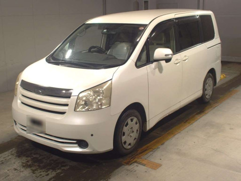 2008 Toyota Noah ZRR70G[0]