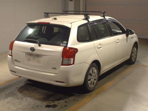 2013 Toyota Corolla Fielder NKE165G[1]