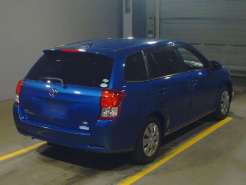 2013 Toyota Corolla Fielder NZE161G[1]