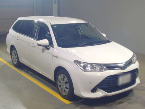 2017 Toyota Corolla Fielder NKE165G[2]