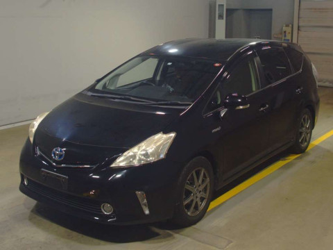 2013 Toyota Prius alpha ZVW41W[0]