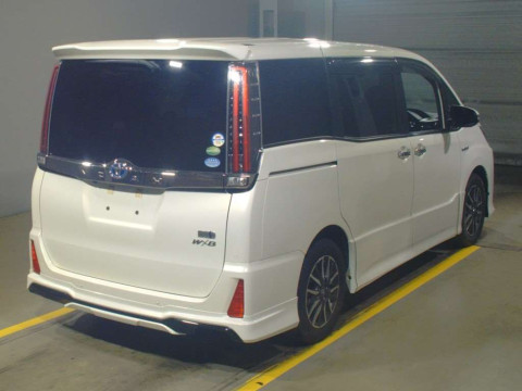 2019 Toyota Noah ZWR80W[1]