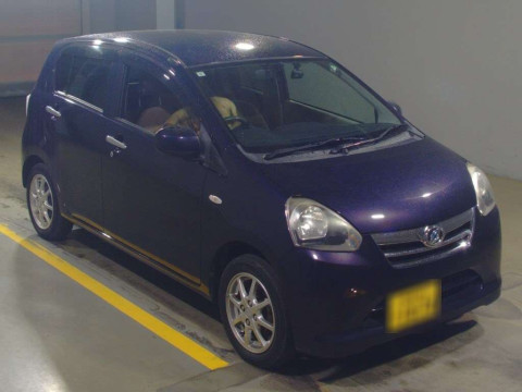 2013 Daihatsu Mira es LA300S[2]