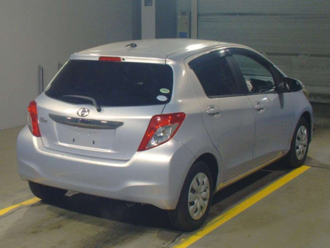 2014 Toyota Vitz NSP130[1]