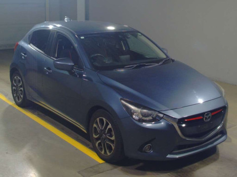 2016 Mazda Demio DJ5FS[2]