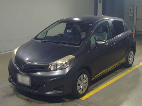 2011 Toyota Vitz NSP130[0]