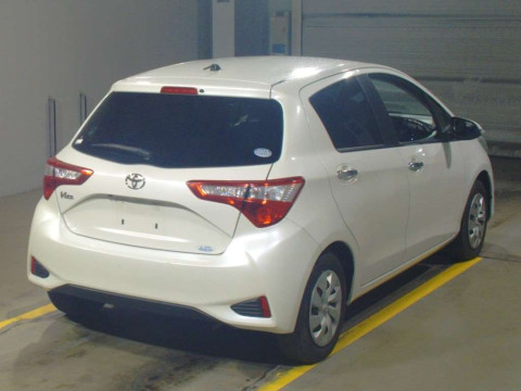 2018 Toyota Vitz KSP130[1]