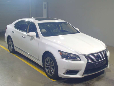 2014 Lexus LS UVF45[2]